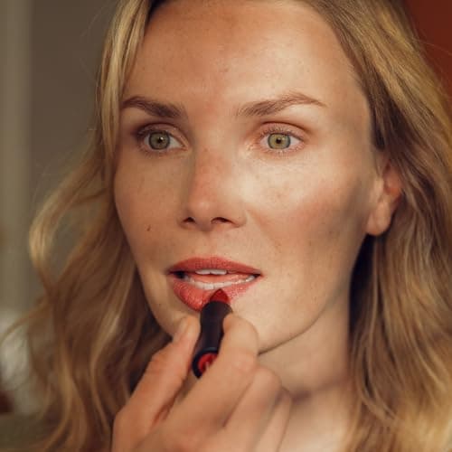JUNGLÜCK Transparenter Hyaluron Lippenbalsam - Vegan und getönt mit dezentem Vanilleduft
| JUNGLÜCK Hyaluron Lippenbals
